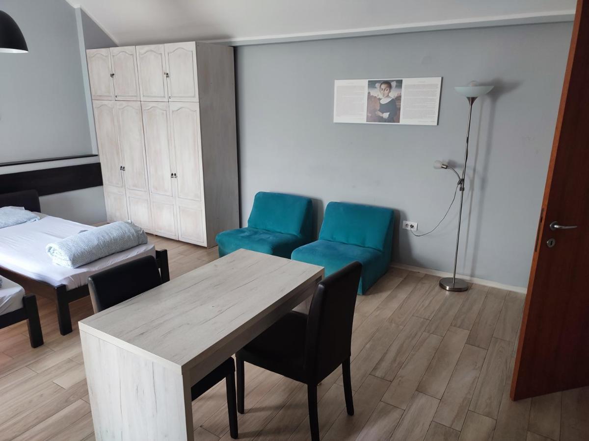 Centar Novi Sad-Studio No.4 ภายนอก รูปภาพ